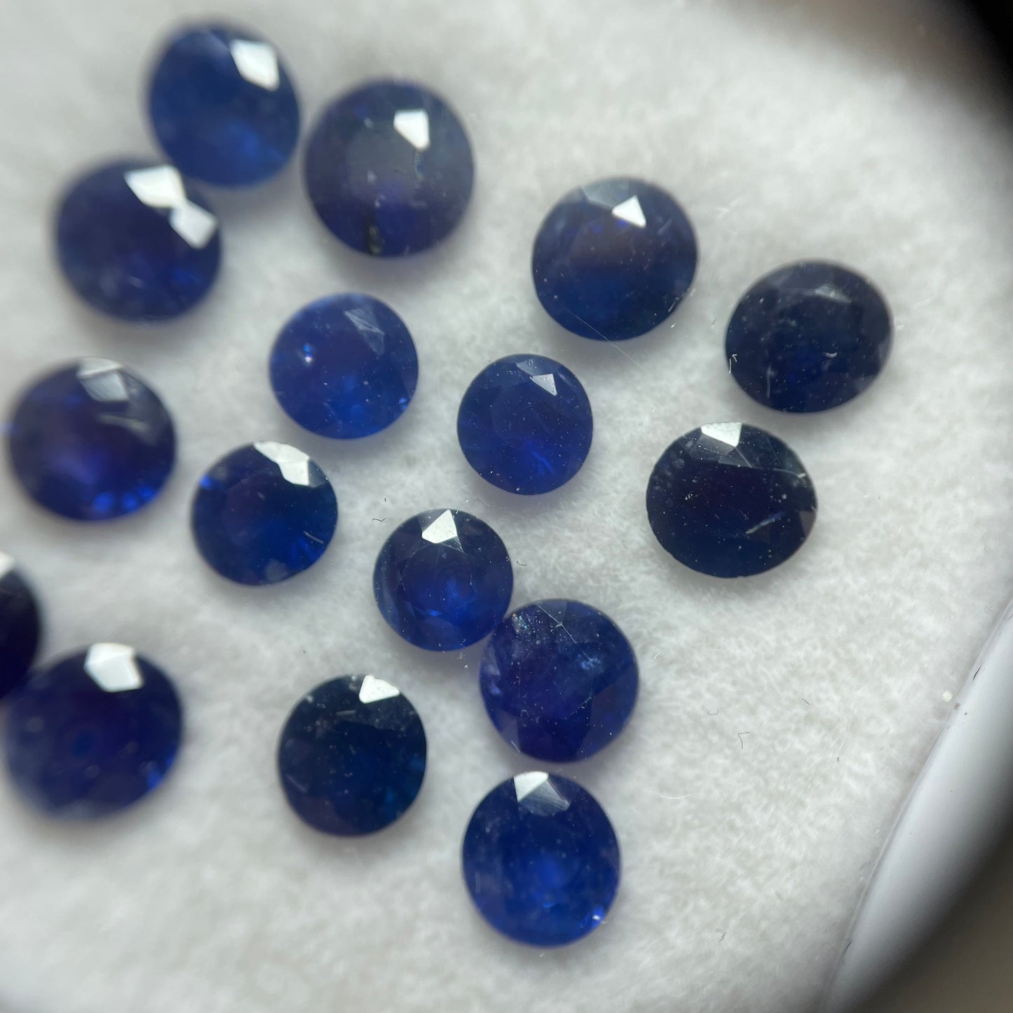 Ceylon Sapphire Facet Parcel