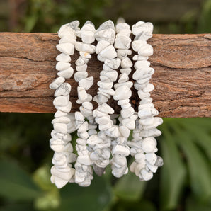 Howlite Chip Bracelet