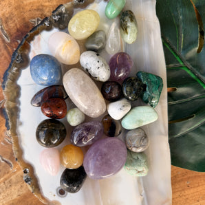 Boon's Crystals Tumble MYSTERY Gift Box