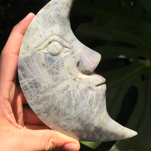 Labradorite Moon Carving | 03