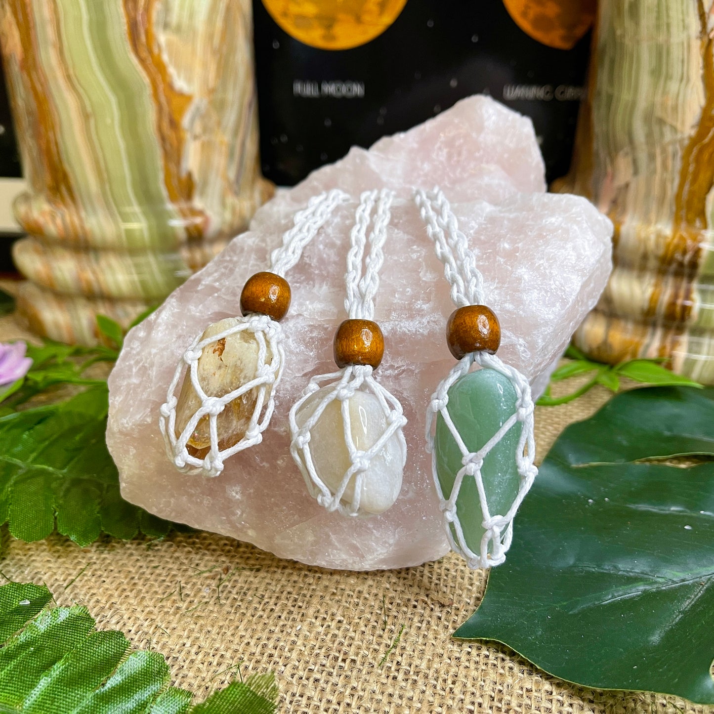 Macramé Necklace (White) for Rough / Tumble